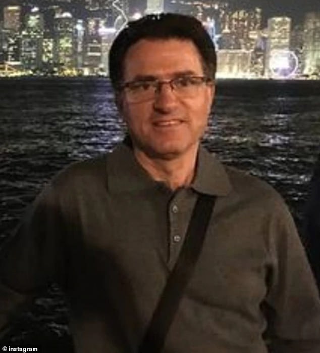 تعيش ألكسندرا في ألفينغتون، إحدى ضواحي فيكتوريا بأستراليا، حيث قامت بتربية بناتها الثلاث مع زوجها ليو