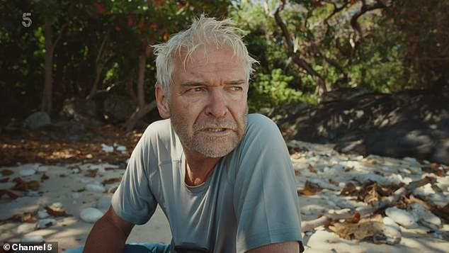 أطلق فيليب عودته التلفزيونية هذا الأسبوع في مسلسل Cast Away على القناة الخامسة، بعد أن ترك برنامج This Morning العام الماضي بعد اعترافه بإقامة علاقة غرامية مع زميل أصغر سناً منه.