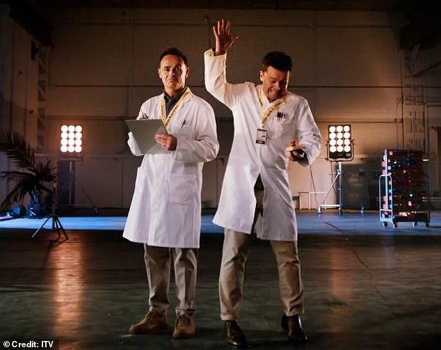 عاد أنت ماكبارتلين وديكلان دونيلي في المقطع الدعائي القصير، والذي تم عرضه لأول مرة على قناة ITV1 الليلة