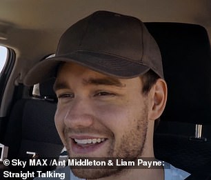 مجاملة لطيفة لشيريل على الرغم من أن الزوجين لم يعودا معًا حيث أضاف: 