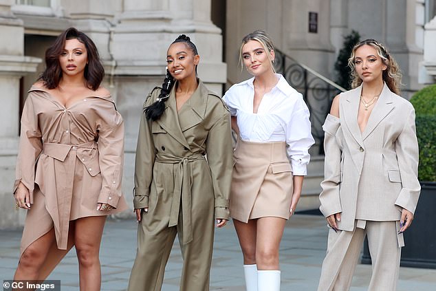 آخر مرة شاركت فيها Jade في العرض، غنت مع زملائها السابقين في الفرقة Jesy Nelson وLeigh-Anne Pinnock وPerrie Edwards في عام 2020، قبل أشهر فقط من مغادرة Jesy للفرقة (من اليمين إلى اليسار: Jade، Perrie، Leigh-Anne، Jesy).