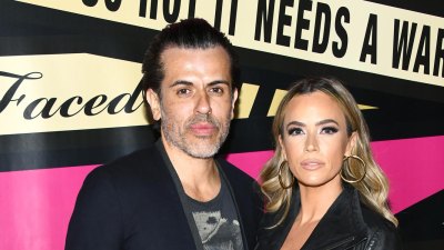 Teddi Mellencamps السابق Edwin Arroyave يشارك منشورًا غامضًا مع صلوات حول الأطفال بعد الطلاق