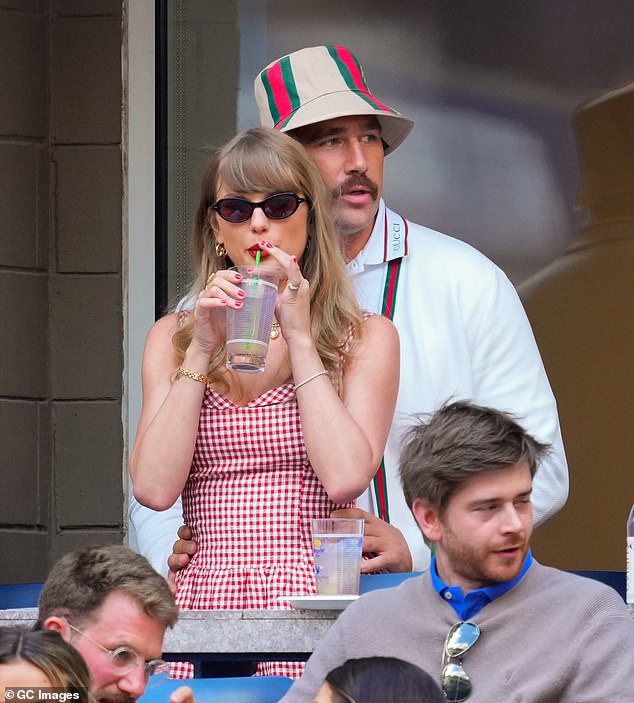 وأضاف ترافيس: 