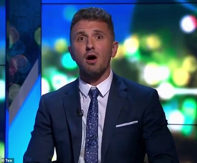 كانت نجمة الراديو تتجنب الشائعات الرومانسية مع زميلها الممثل الكوميدي تومي ليتل، 39 عامًا (في الصورة) منذ انفصالها عن زوجها كريس ووكر الذي دام 11 عامًا في عام 2022.