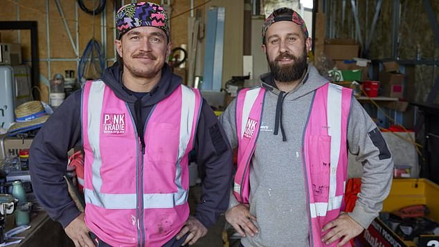 تركت الأخبار زملاء الفريق ريكي وهايدن في حالة من القلق بشكل خاص. قال ريكي: 