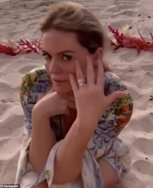 باتسي، التي سبق لها أن تزوجت أربع مرات، انفصلت عن خطيبها باتريك كاسيدي في مايو، وفي مقابلة أجريت معها مؤخرًا، قالت إنها تخلت عن العثور على رجل