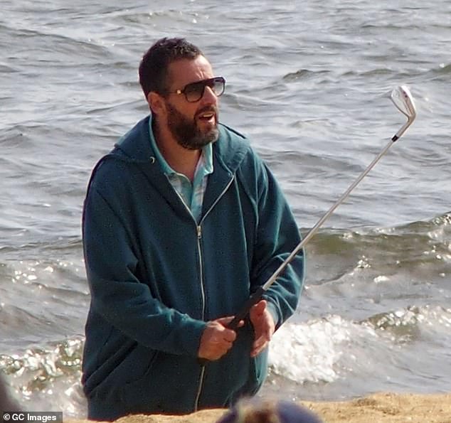 تم تصوير آدم وهو يصور مشاهد للجزء الثاني الذي طال انتظاره في نيوجيرسي في الأسابيع الأخيرة