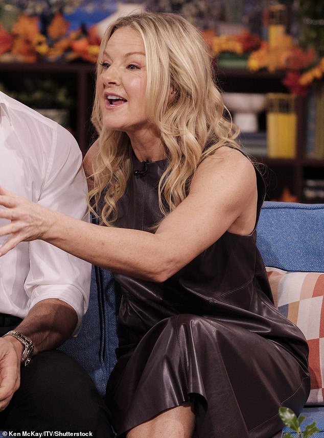 وقالت الممثلة سارة إنها تشعر بالرعب من التدقيق الذي تتعرض له النساء الأصغر سنا على وسائل التواصل الاجتماعي