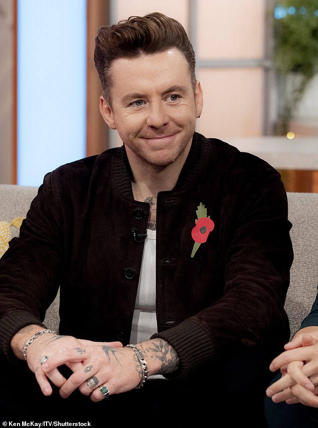 داني محبوب بين الآلاف من معجبي McFly باعتباره محبوبًا، ومن المؤكد أنه سيحقق نجاحًا كبيرًا في الغابة