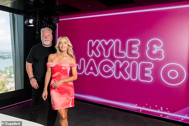 معًا ، ساعد Kyle و Jackie إلى حد كبير Kiis 106.5FM على منافس 2 جيجابايت من موقع التصنيف الأول في سيدني وتم تجنيدهم في قاعة مشاهير الراديو