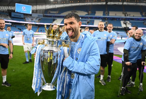 فاز Aguero بالثروة من الجوائز الكبرى مع مانشستر سيتي