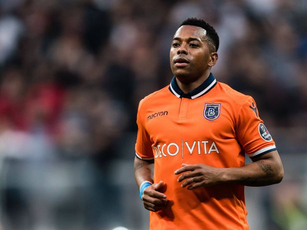 Robinho خلال فترة وجوده في تركيا مع اسطنبول باساكسير