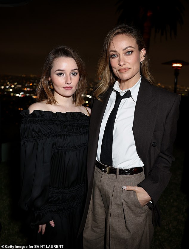 انضمت الممثلة Kaitlyn Dever إلى Wilde للحصول على صورة OP