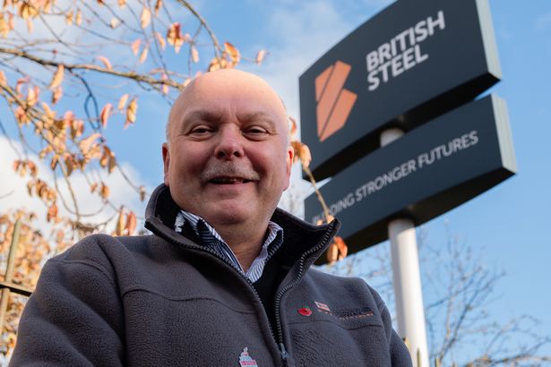 يأمل Unite Union Rep Martin Foster أن تدخل الحكومة