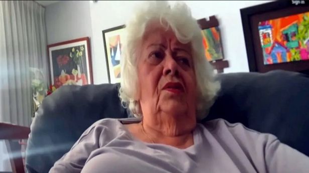 ماريا فراتيرريجو ، 81 عامًا ، محاصرة بدون خطة للهروب