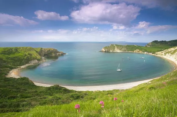 Lulworth Cove ، Dorset ، المملكة المتحدة