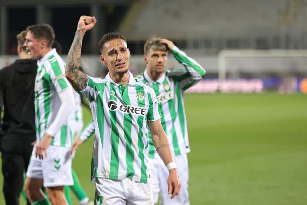 أنتوني بعد فيورنتينا مقابل ريال بيتيس