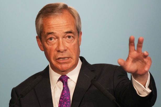 يأتي الصف وسط تكهنات السيد Farage يمكن أن يزور اسكتلندا في الفترة التي سبقت انتخابات فرعية الأسبوع المقبل