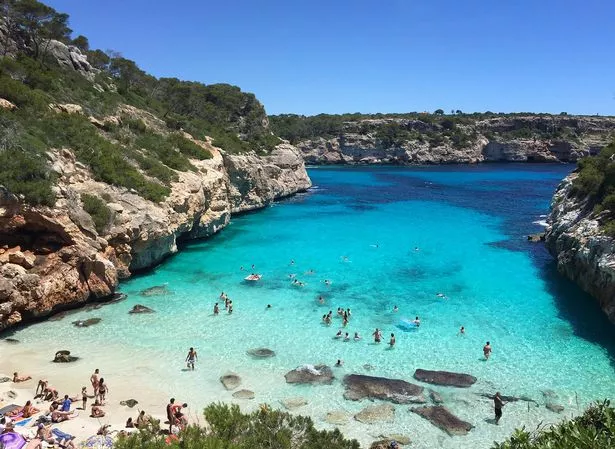 Caló des Moro ، Majorca ، Balearic Islands (Spain)