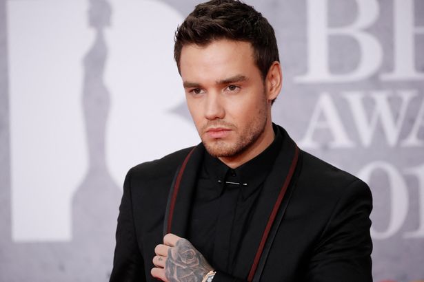 توفي المغني ، الذي كان جزءًا من One Direction ، في أكتوبر من العام الماضي