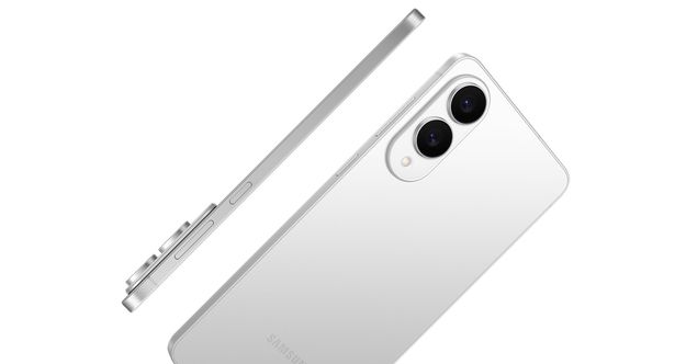المنظر الخلفي والجانبي لحافة Samsung Galaxy S25.