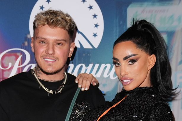 JJ Slater و Katie Price