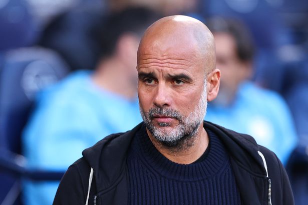 مانشستر ، إنجلترا - 2 مايو: بيب جوارديولا مدير مانشستر سيتي خلال مباراة الدوري الإنجليزي الممتاز بين مانشستر سيتي وولفيرهامبتون واندررز في استاد الاتحاد في 2 مايو 2025 في مانشستر ، إنجلترا. (تصوير روبي جاي بارات - AMA/Getty Images)