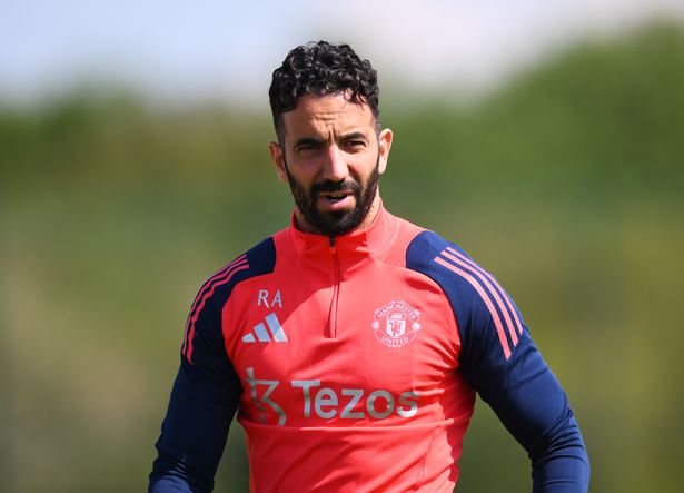مدير مانشستر يونايتد روبن أموريم