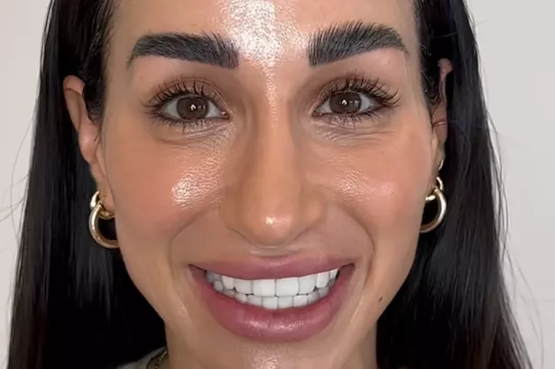 طبيب الأمراض الجلدية التجميلية الدكتورة نورا جافار هو معجب كبير بالمجموعة
