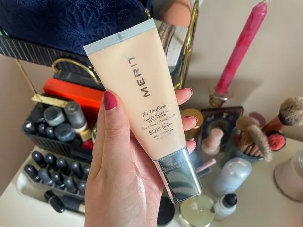 الجدارة الموحد الصبغة SPF SPF