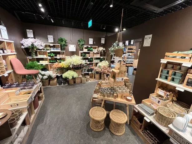 تبيع Søstrene Grene أجزاء من الأدوات المنزلية في جمالية "Hygge" الدنماركية