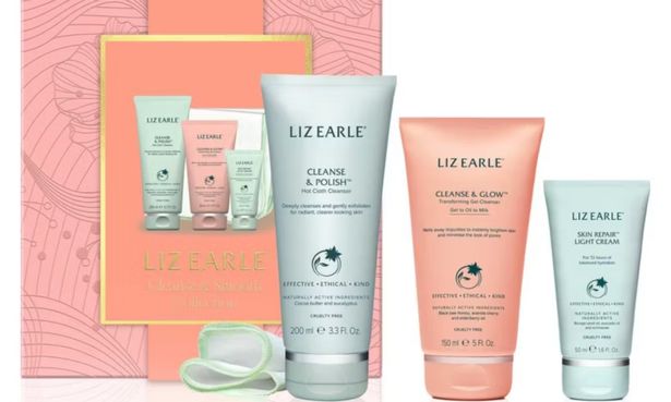 وفر 50 جنيهًا إسترلينيًا على مجموعة Liz Earle's Cleanse & Smooth