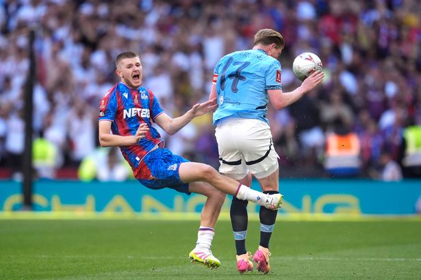 أشرق آدم وارتون بينما فاز Crystal Palace بكأس الاتحاد الإنجليزي