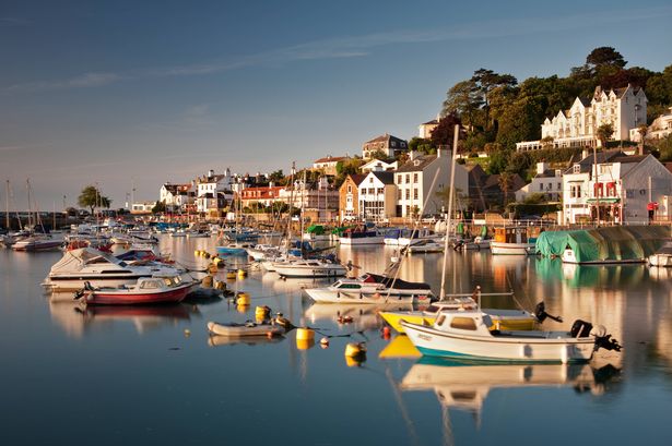 ضوء الصباح على ميناء St Aubins ، St Aubins ، Jersey ، Channel Islands
