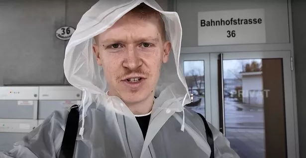 كان إد يخذل إلى حد ما بسبب الطقس