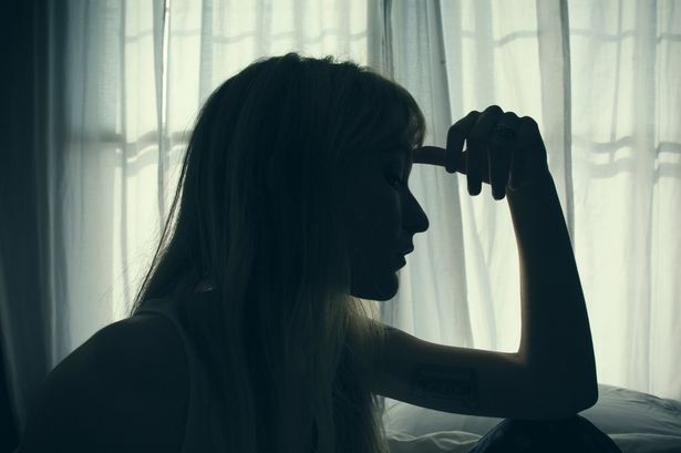 امرأة