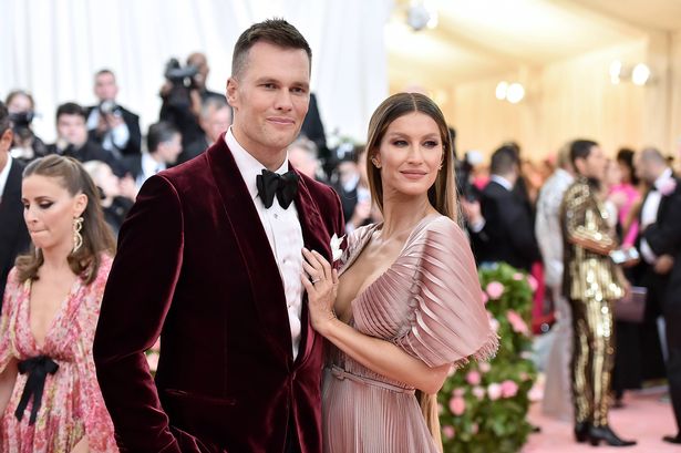 توم برادي وجيزيل بوندشن يحضران 2019 Met Gala