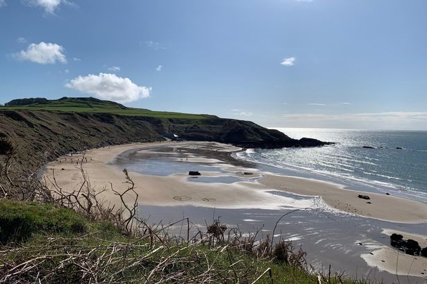 إطلالة على شاطئ Sandy Porthor في Aberdaron