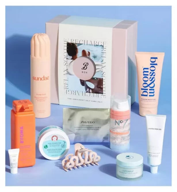 يمكن للعملاء توفير MROE من 115 جنيهًا إسترلينيًا على محتويات صندوق Bamper Beauty Box