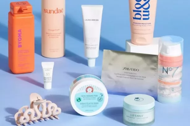 داخل Boots Pamper Beauty Edit