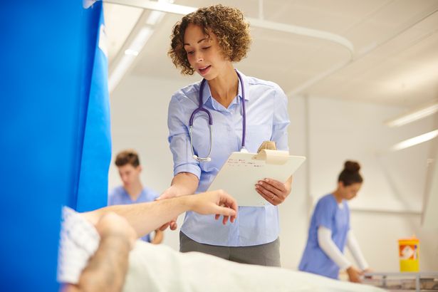 وصفت زعيم RCN البروفيسور نيكولا رينجر (غير موضح) الوضع بأنه 