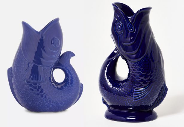 إبريق الأسماك في Primark (L) و Oliver Bonas 'Jug (R)