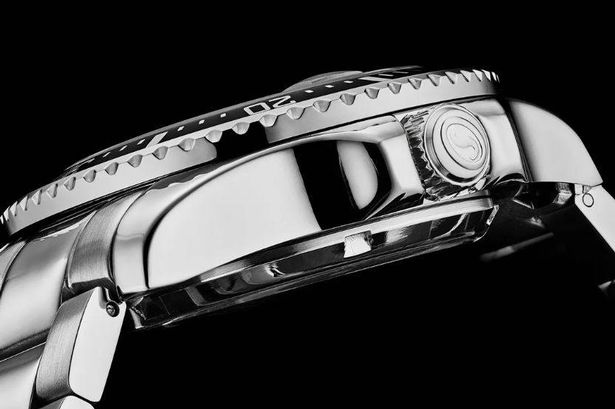 Stührling الأصلي Depthmaster 4048 Dive Watch اليابانية أوتوماتيكية 42 مم سوار ارتباط الفولاذ المقاوم للصدأ