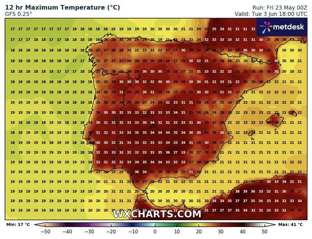 تتحول خرائط New Heatwave Maps إلى اللون الأحمر بينما حذر السياح البريطانيون من توقع بلجمة 34 درجة مئوية