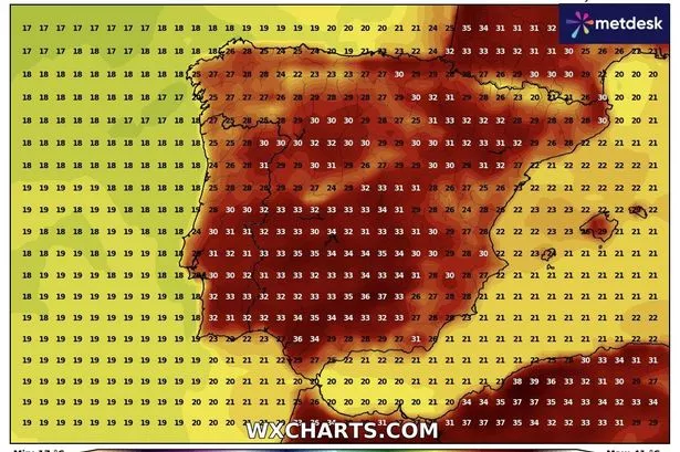 تتحول خرائط New Heatwave Maps إلى اللون الأحمر بينما حذر السياح البريطانيون من توقع بلجمة 34 درجة مئوية