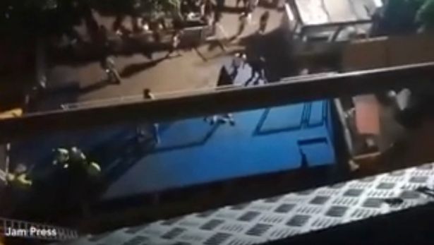 منظر من أعلى Rollercoaster عالق