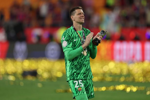 لعب Wojciech Szczesny من FC Barcelona خلال مباراة Copa Del Rey ، النهائي ، بين FC Barcelona و Real Madrid CF في ملعب La Cartuja في 26 أبريل 2025 في إشبيلية ، إسبانيا. (تصوير أنطونيو بوزو / PressInphoto / Icon Sport عبر Getty Images)