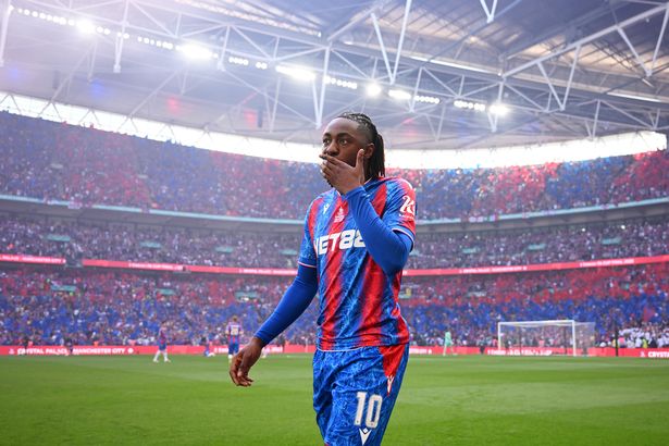 كان Eberechi Eze ضوءًا رائدًا في Crystal Palace