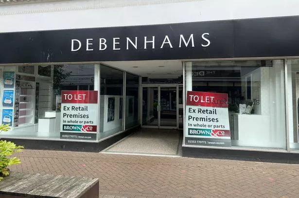فرع فارغ من Debenhams في وسط مدينة King's Lynn