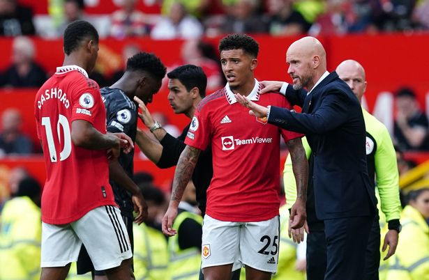 Erik Ten Hag مع Jadon Sancho